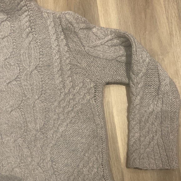Aran Merino Wool Sweater - Picture 8 of 15